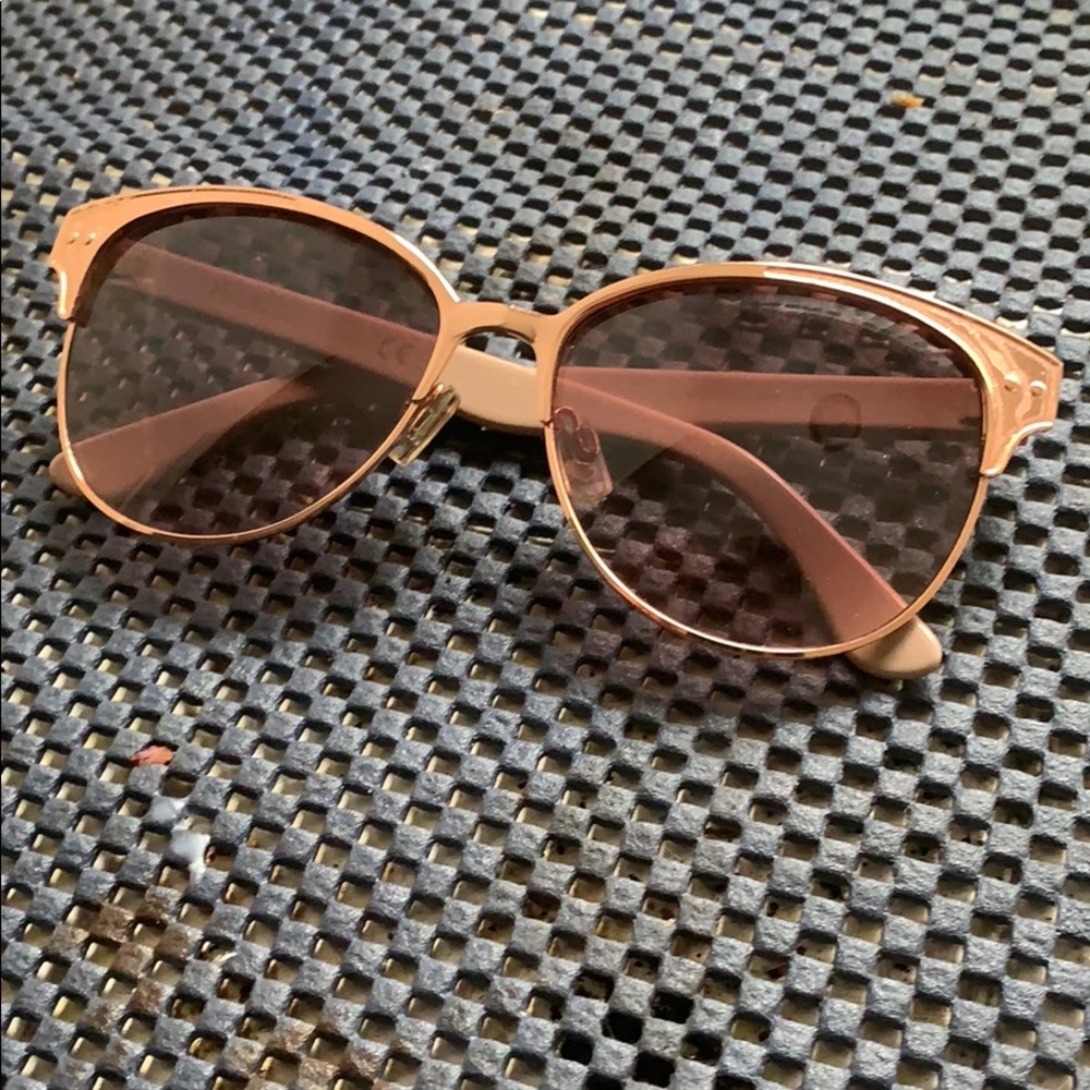 Nanette Lepore women’s sunglasses